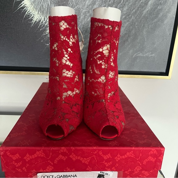 Dolce & Gabbana Red Lace Mesh peep toe bootie - Picture 5 of 8